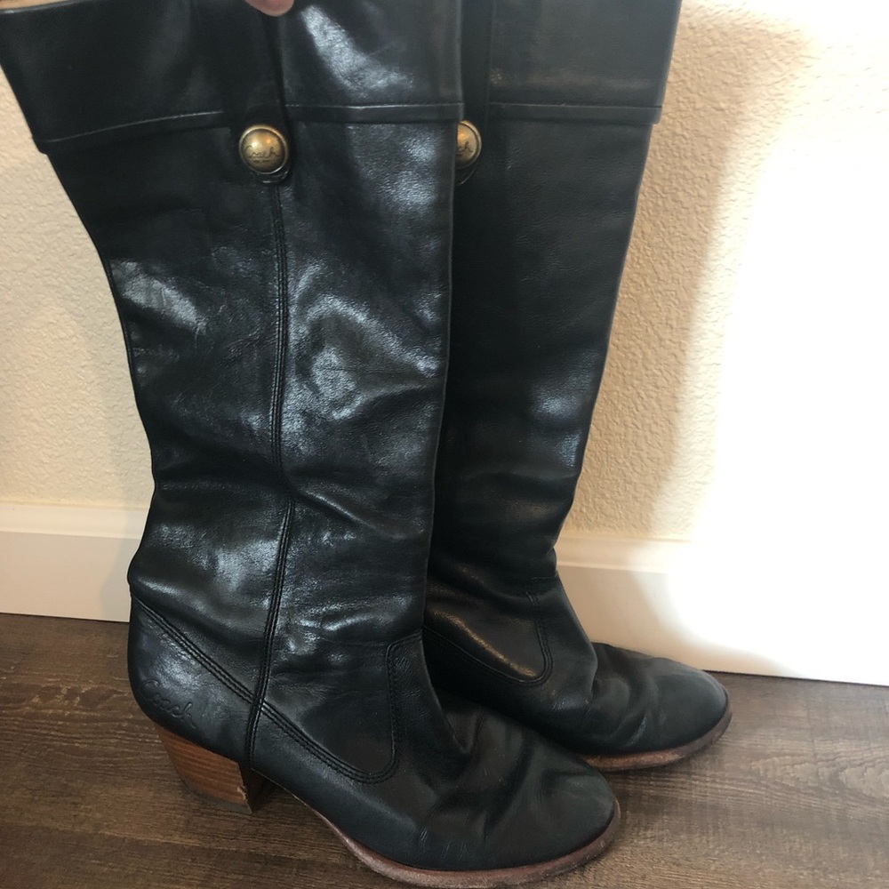 Authentic Fayth Coach boots